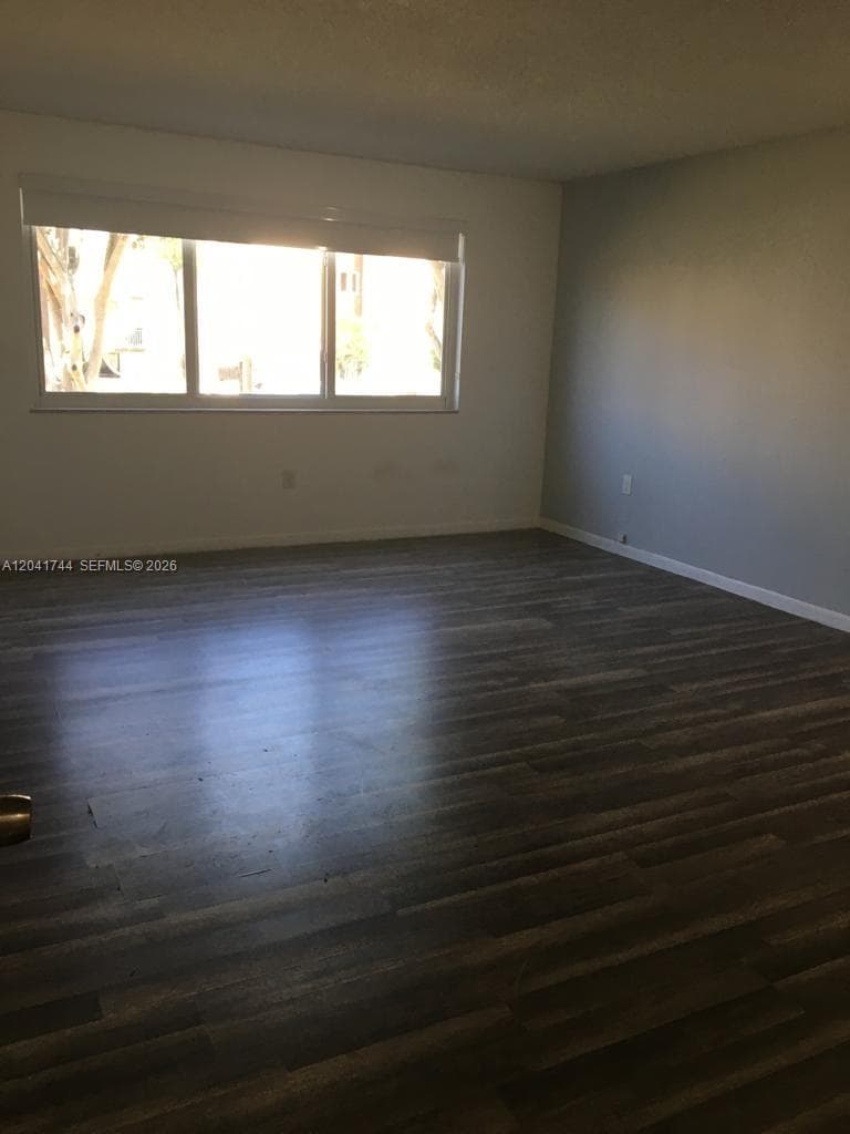 6930 Miami Gardens Dr # 1-209, Hialeah FL 33015 photo 2