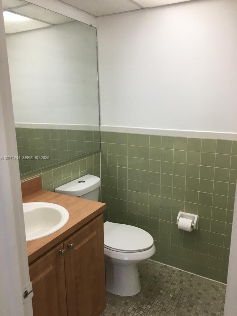 6930 Miami Gardens Dr # 1-209, Hialeah FL 33015 photo 4