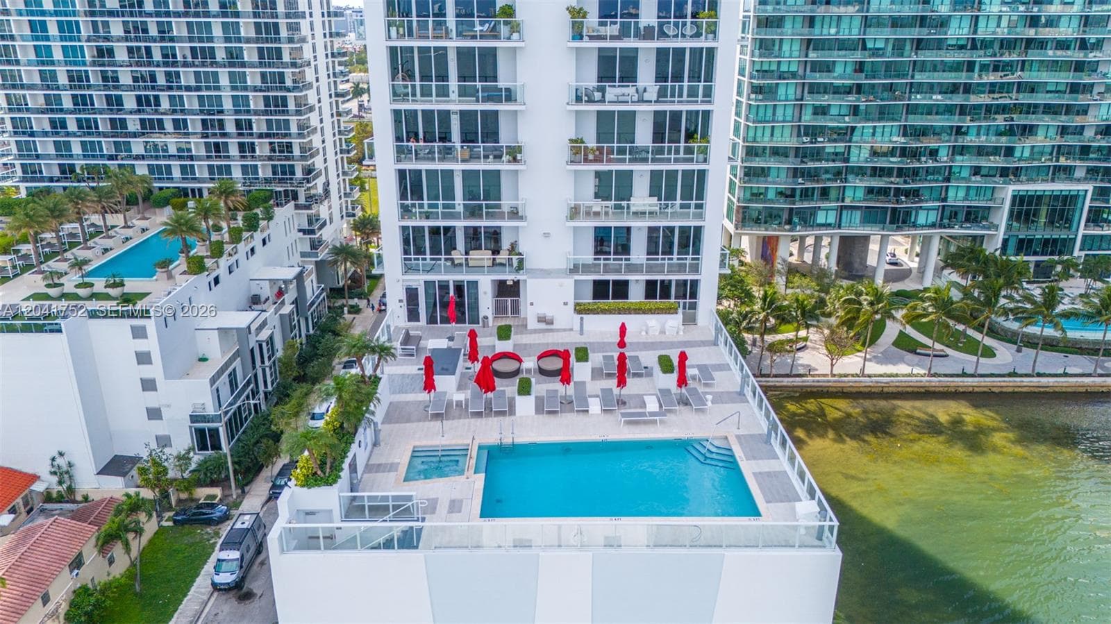 601 NE 27th St # 1001, Miami FL 33137 photo 4