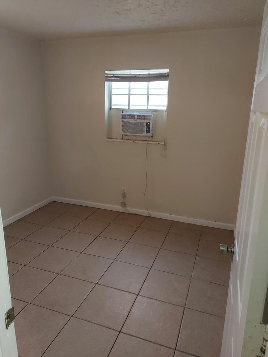 1980 Lincoln Avenue, Opa-Locka FL 33054 photo 4