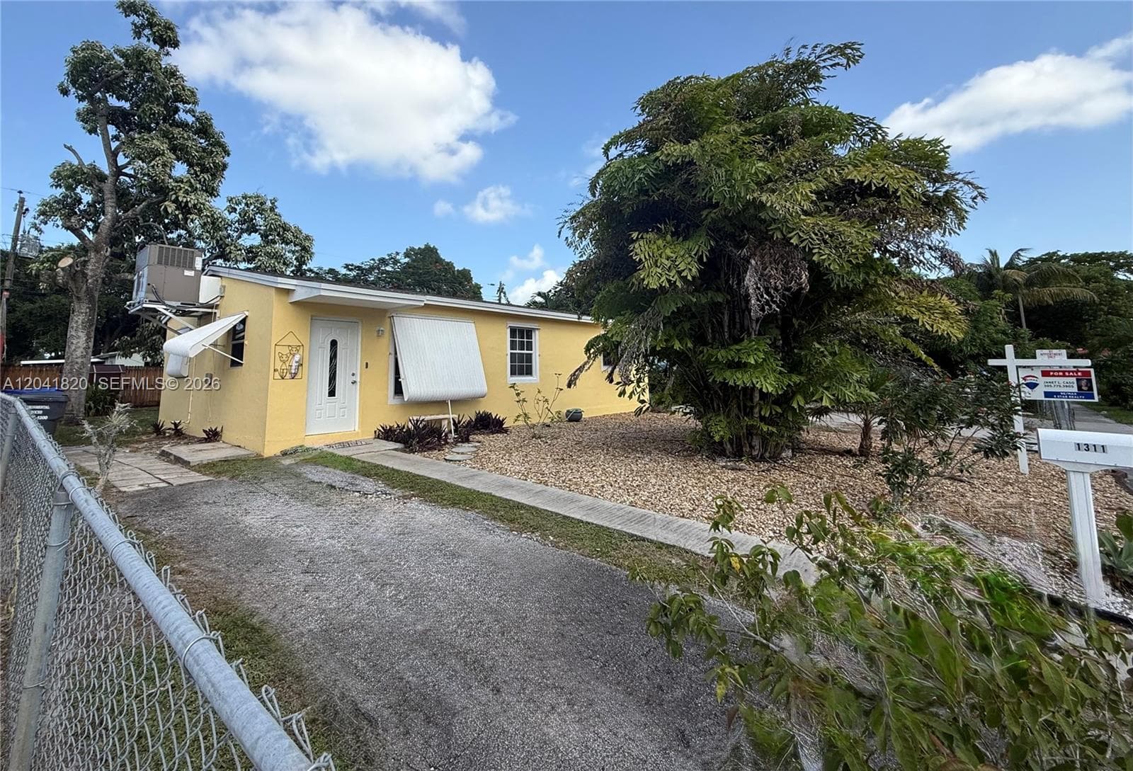 1311 N 69th Ave, Hollywood FL 33024 photo 4
