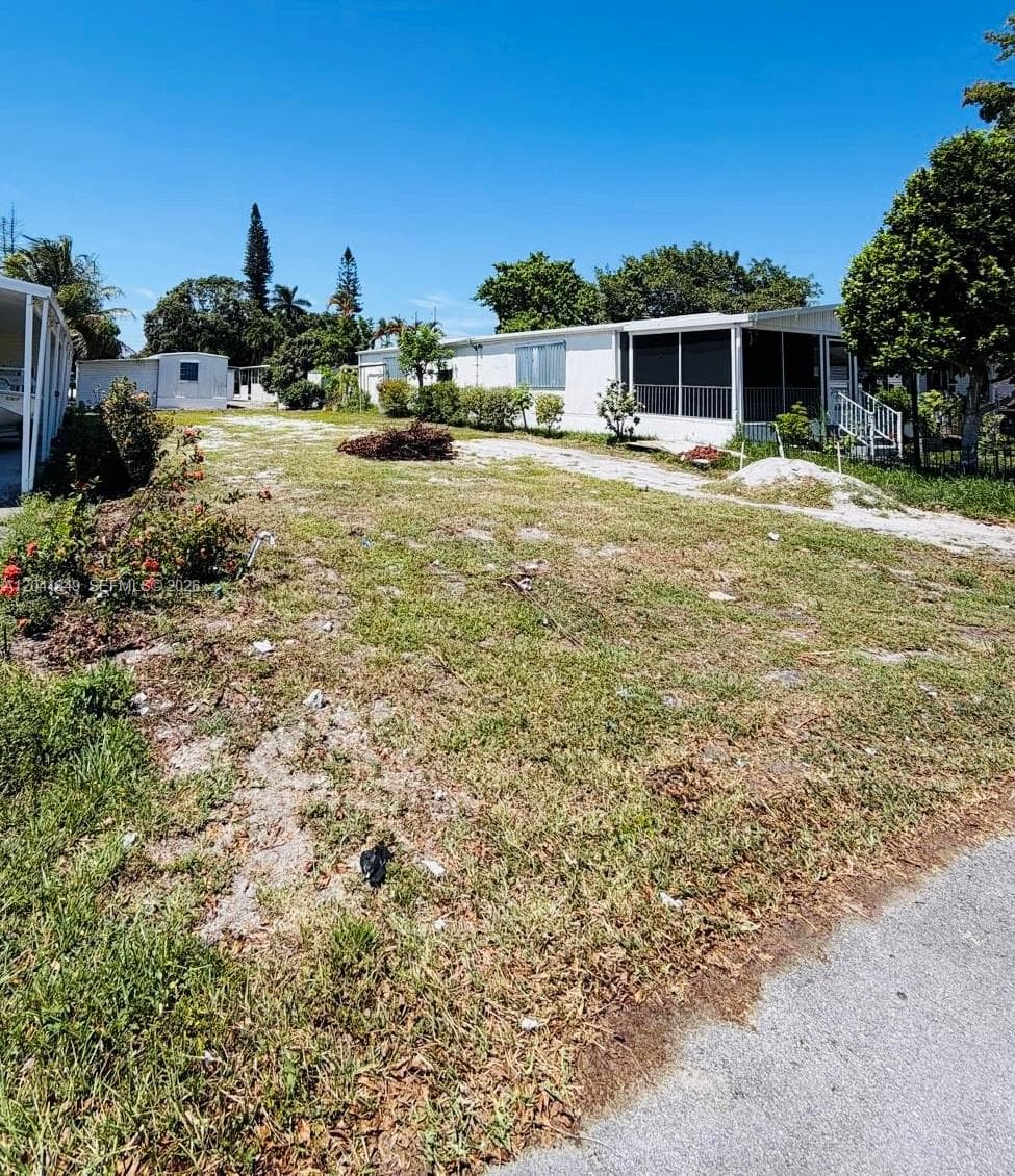 2651 E Marina Dr, Dania Beach FL 33312 photo 4