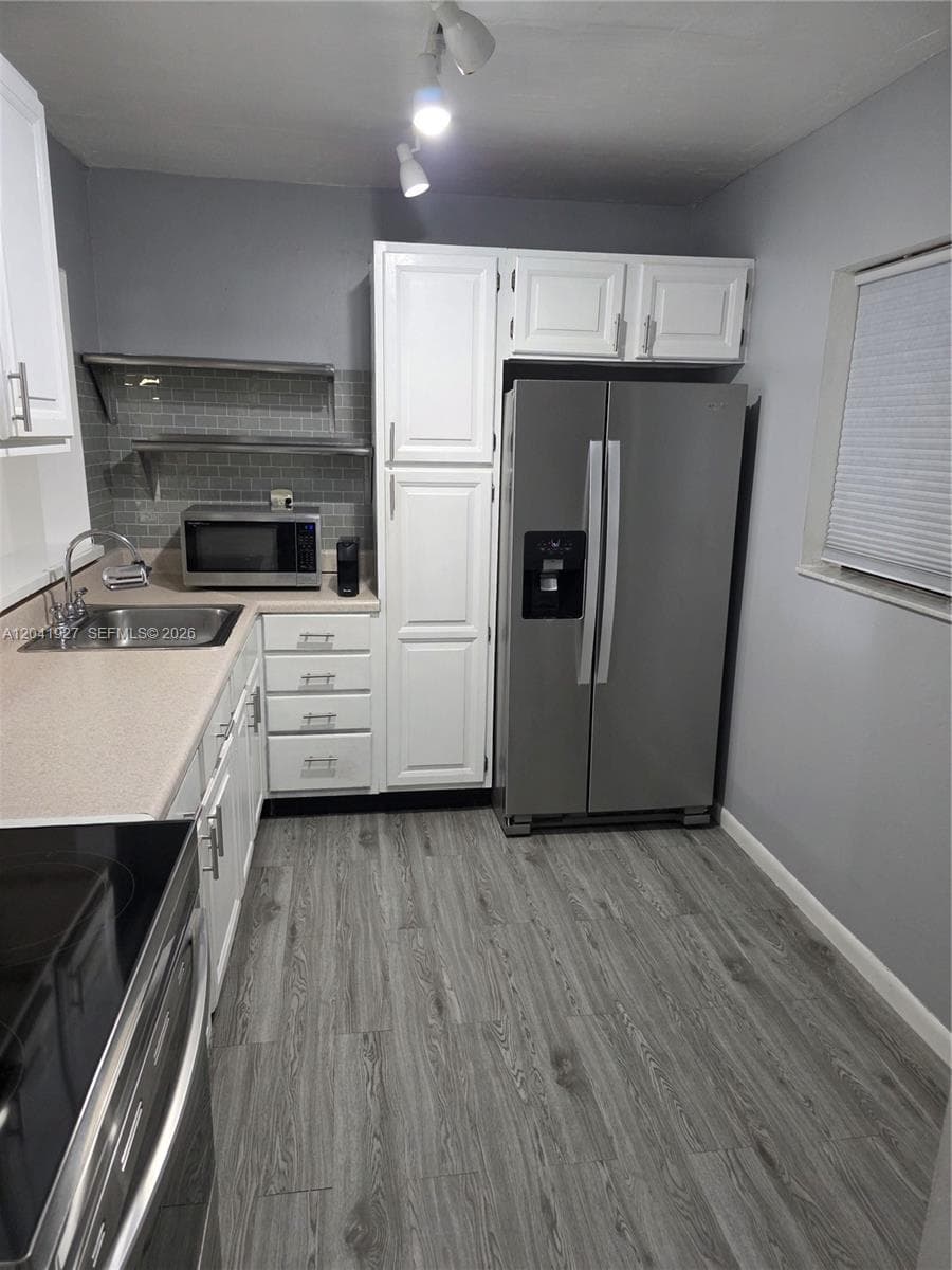 8065 SW 107th Ave # 202, Miami FL 33173 photo 5