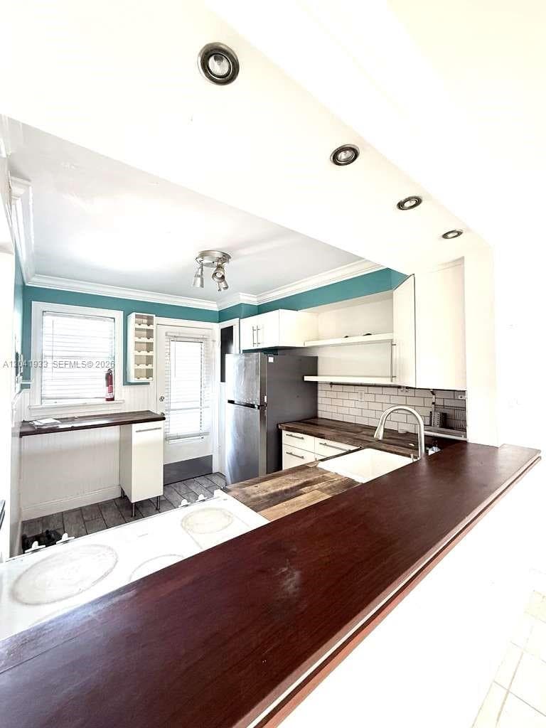 1530 NE 191st St # 340, Miami, FL 33179 photo 4