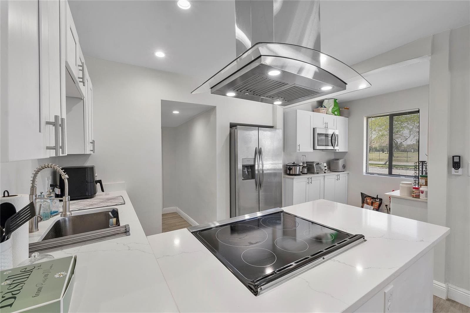 342 SW 22nd Street, Fort Lauderdale FL 33315 photo 3