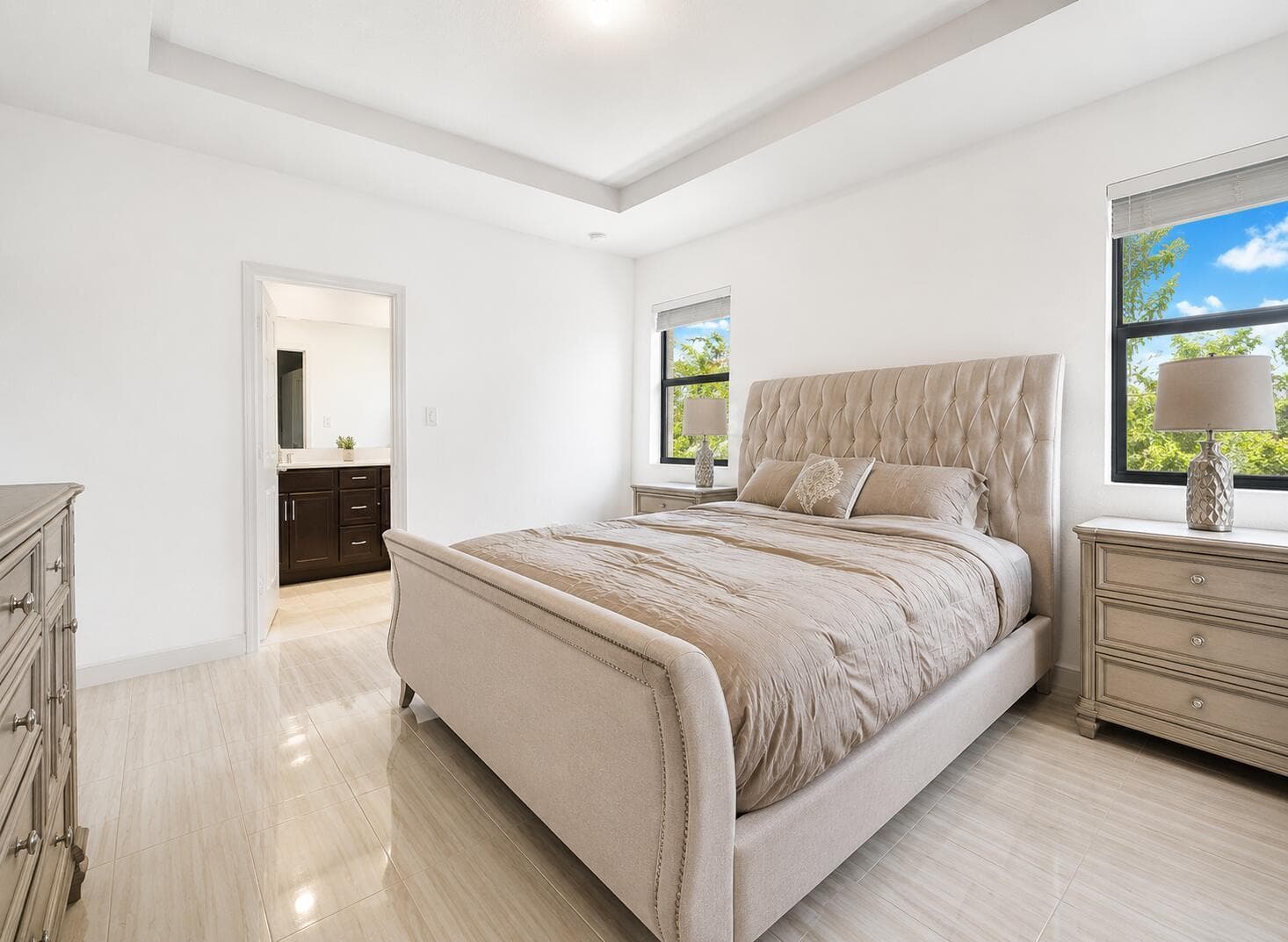20682 NE 2nd Court, Miami FL 33179 photo 4