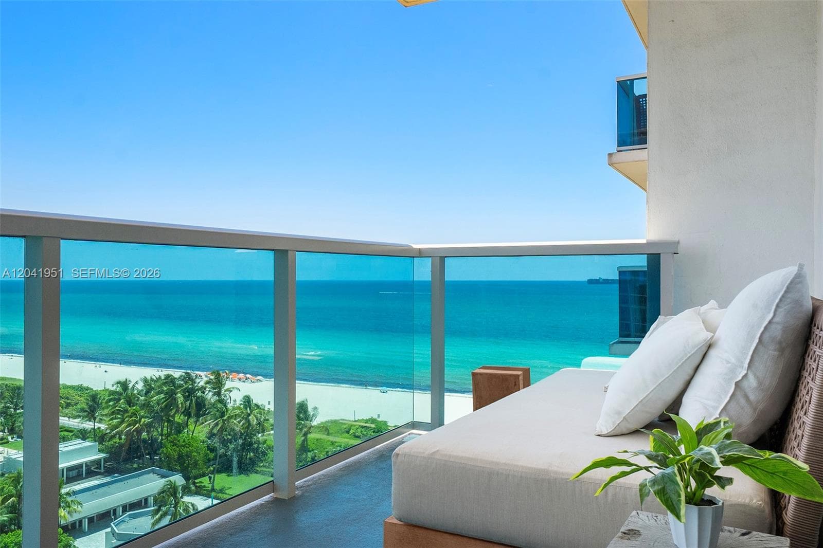 102 24th St # 1213, Miami Beach, FL 33139 photo 2