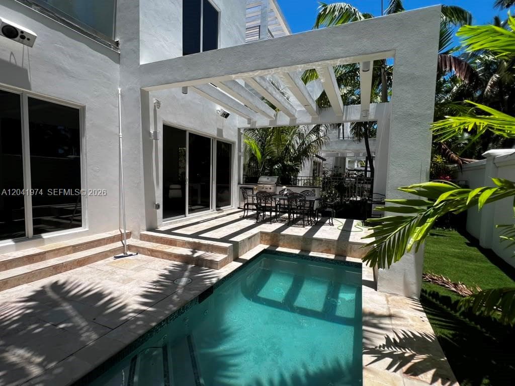18975 Atlantic Blvd # 18975, Sunny Isles Beach FL 33160 photo 3