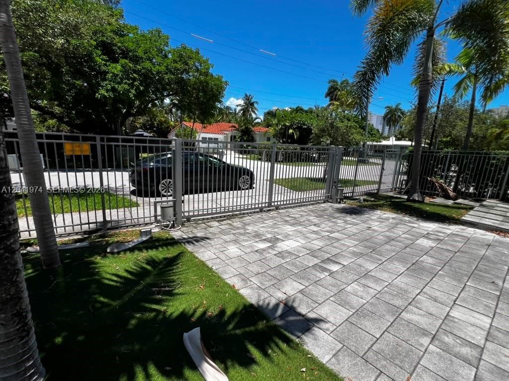 18975 Atlantic Blvd # 18975, Sunny Isles Beach FL 33160 photo 4