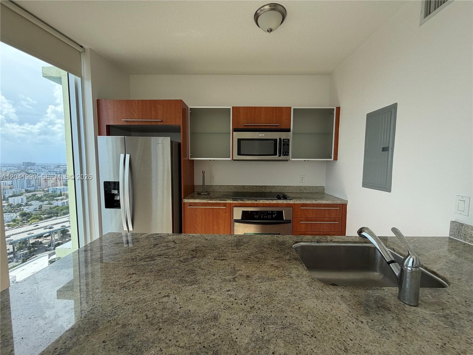 185 SW 7th St # 3200, Miami FL 33130 photo 2