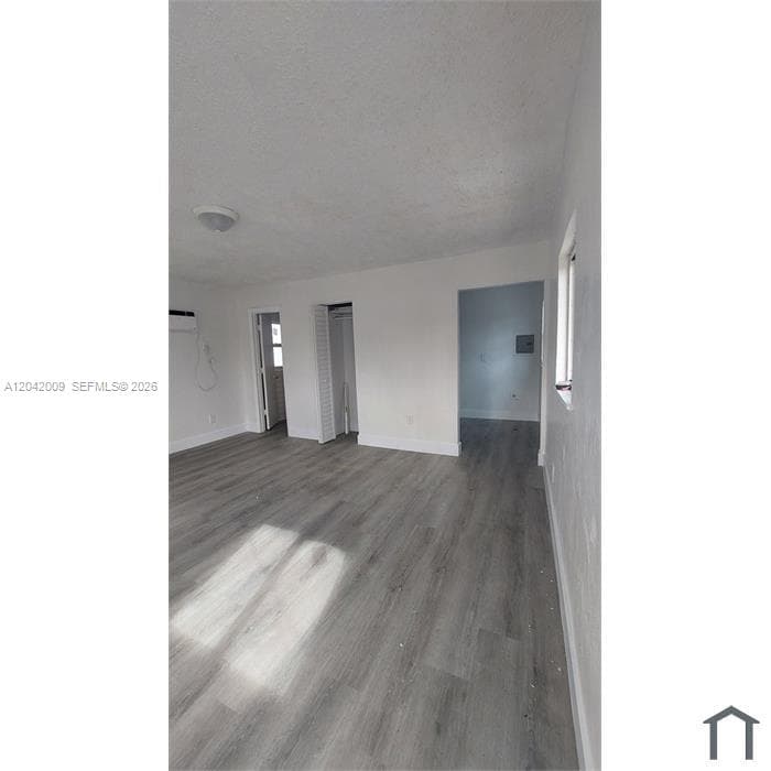 2927 NW 60th St, Miami FL 33142 photo 4