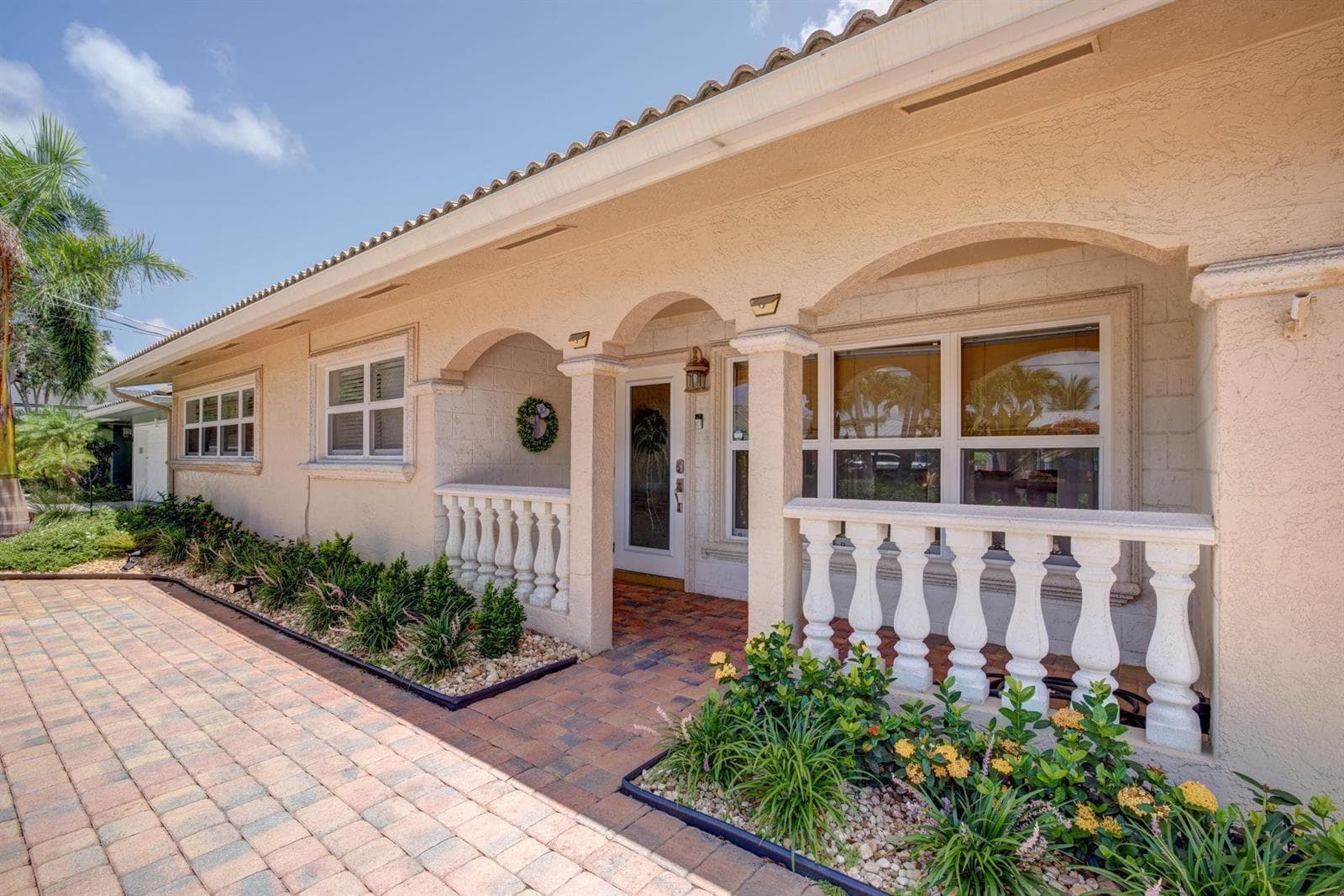 1920 Waters Edge, Pompano Beach FL 33062 photo 4