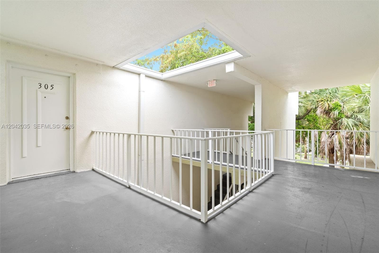 4215 N University Dr # 305, Sunrise FL 33351 photo 3
