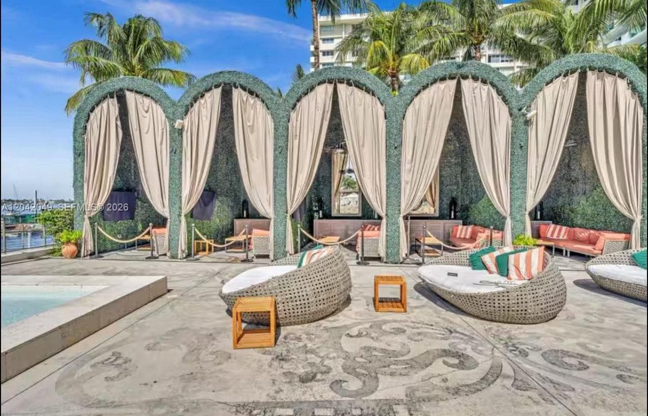 1100 West Ave # 1007, Miami Beach FL 33139