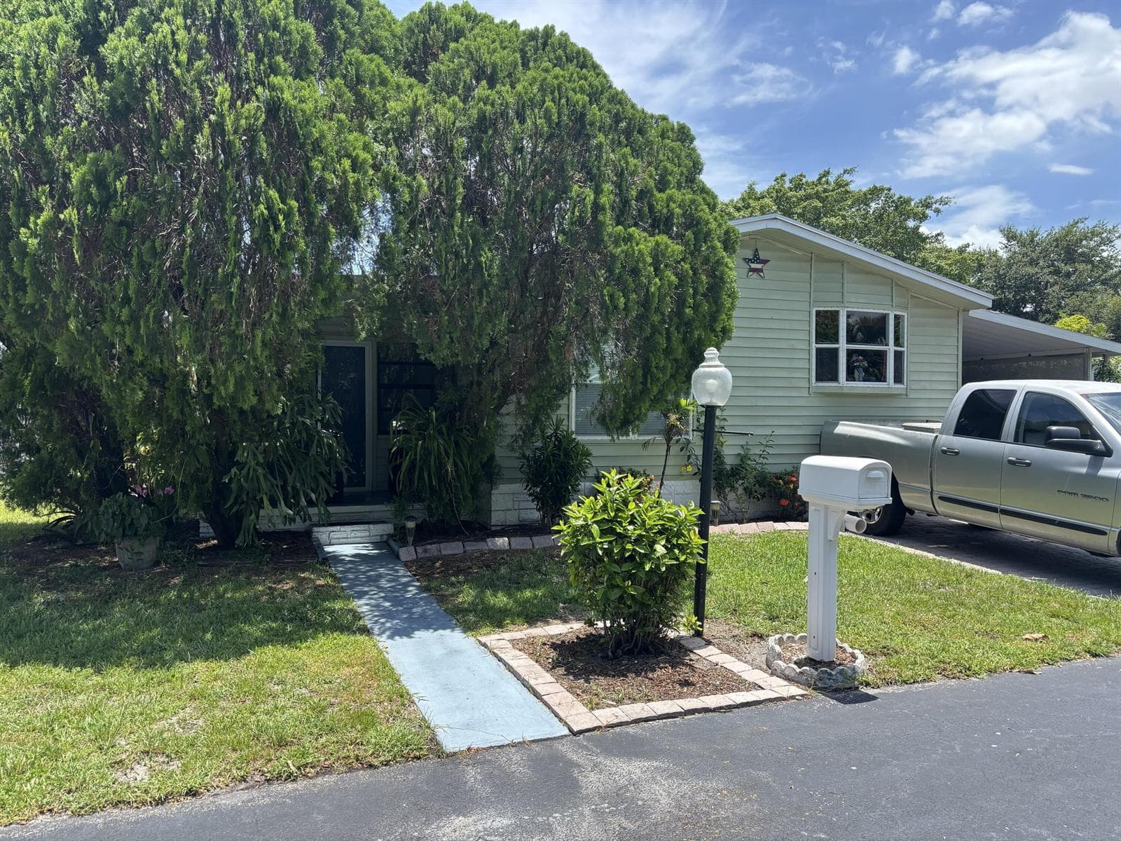 4520 NW 68th Place, Coconut Creek FL 33073 photo 2
