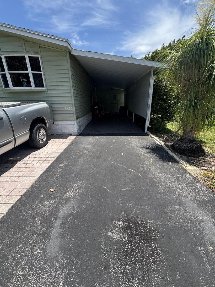 4520 NW 68th Place, Coconut Creek FL 33073 photo 5