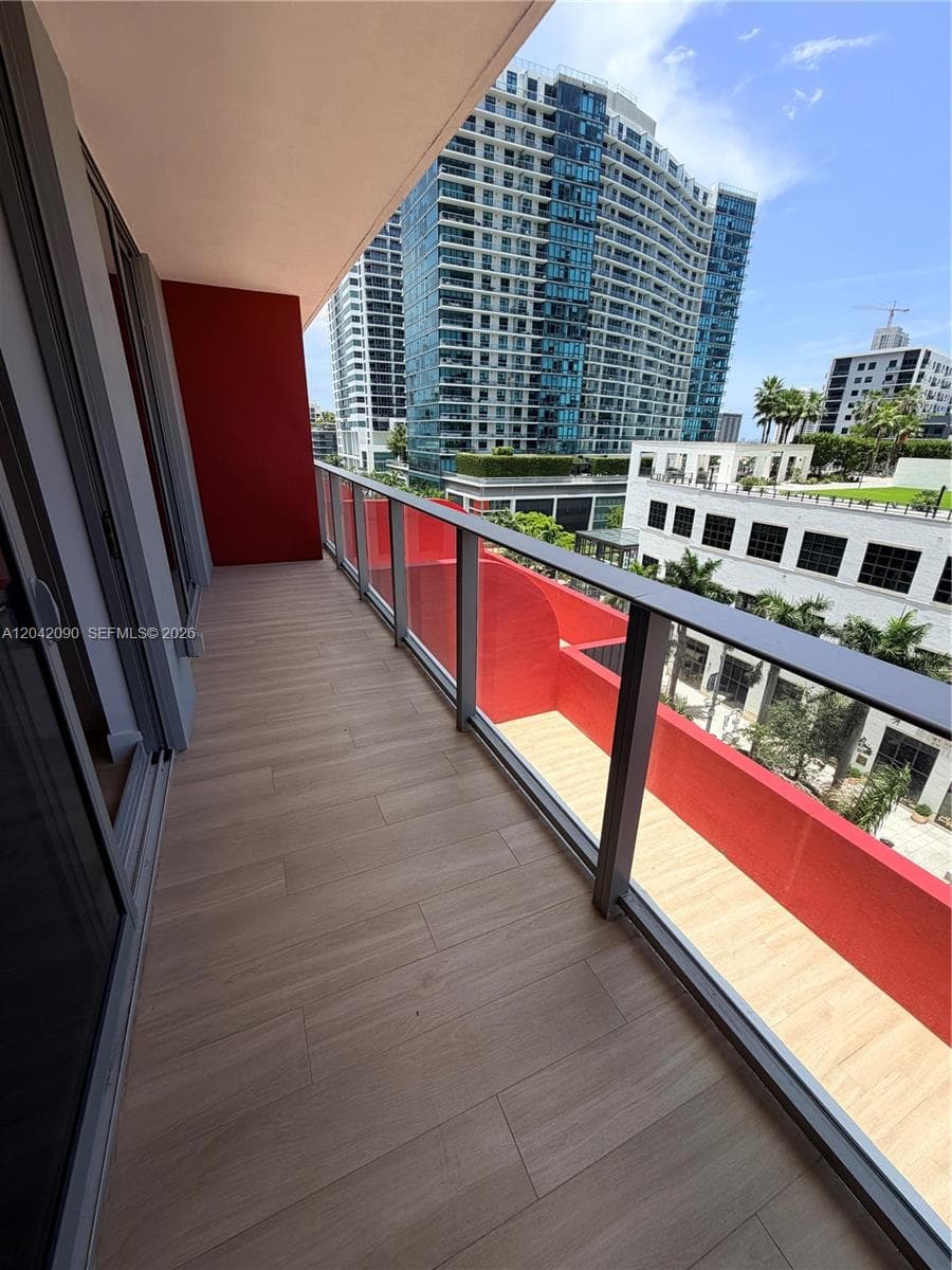 90 NE 32nd St # 706, Miami FL 33137 photo 4