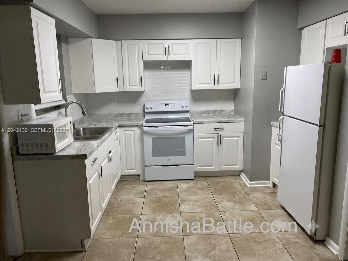 2901 NW 50th St, Miami FL 33142 photo 2