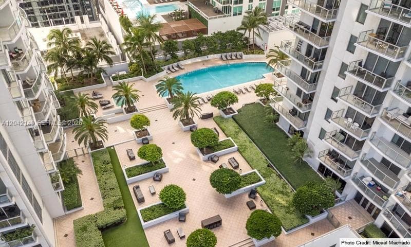 1050 Brickell Ave # 416, Miami, FL 33131 photo 3