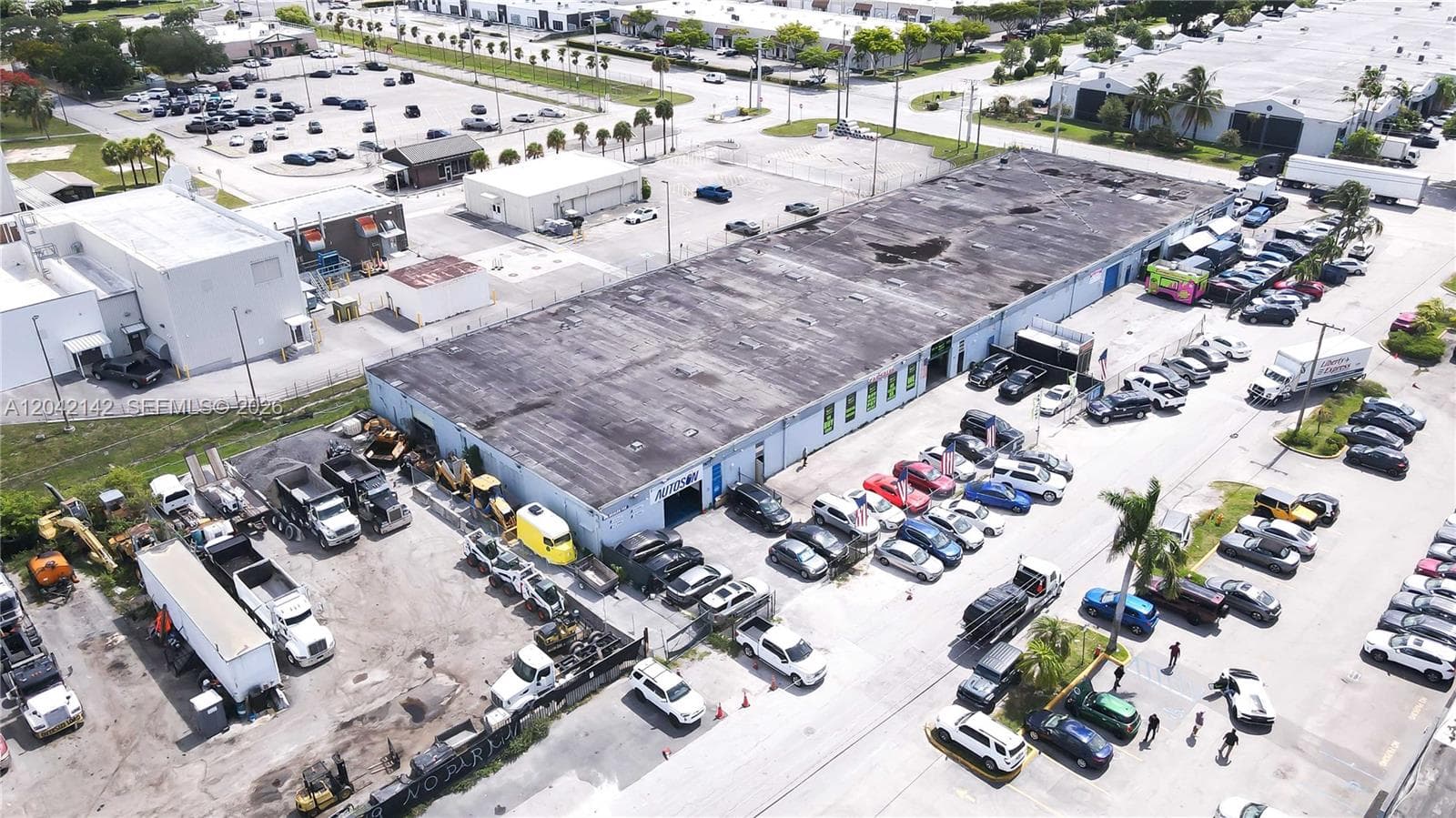 5500 NW 74th Ave, Miami FL 33166 photo 2