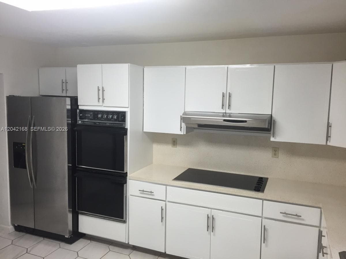 1617 NE 177th St, North Miami Beach FL 33162 photo 5