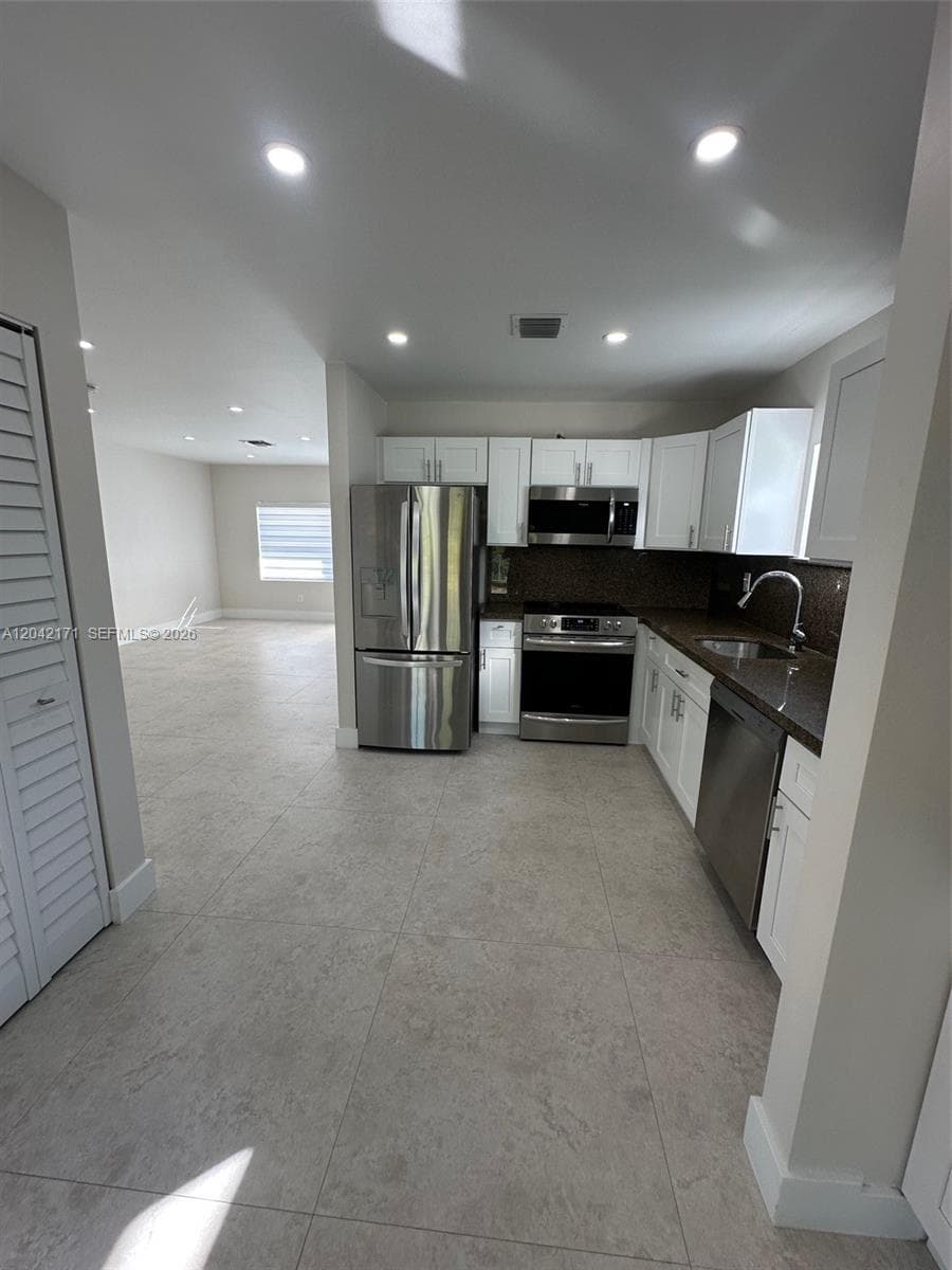4924 SW 131st Ave # 0, Miami FL 33175 photo 4