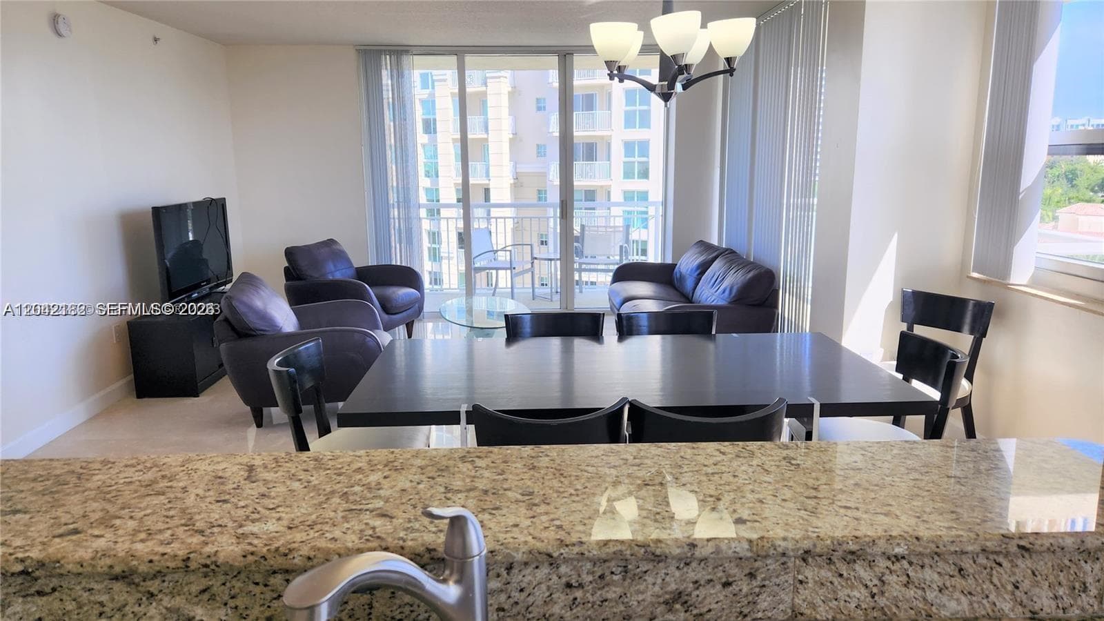 19501 W Country Club Dr # 704, Aventura FL 33180 photo 4
