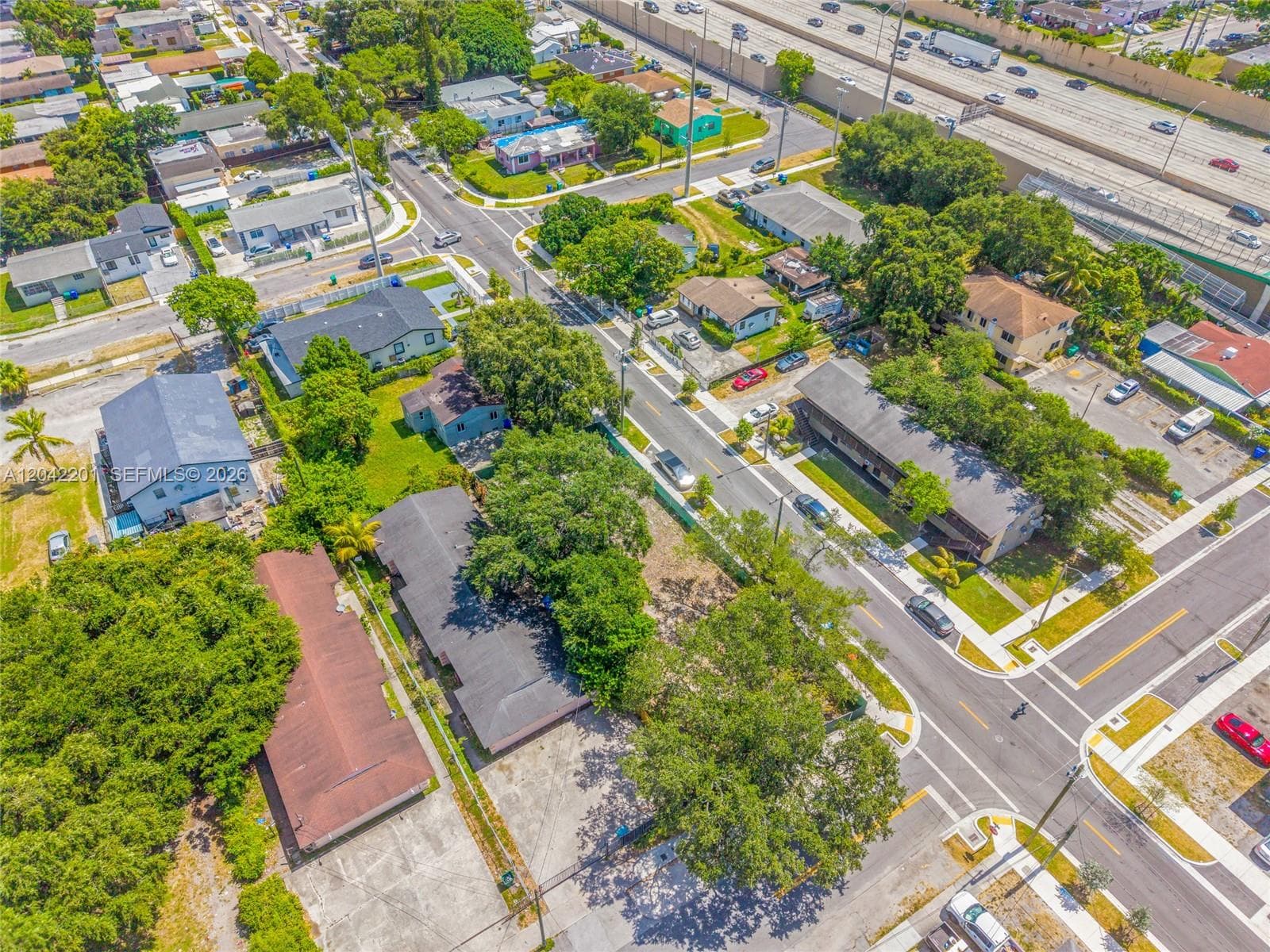 605 NW 65th St, Miami FL 33150 photo 4