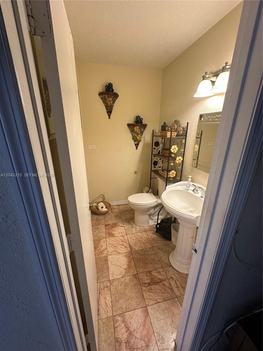 2700 NW 47th Ter # 1001, Lauderdale Lakes FL 33313 photo 5