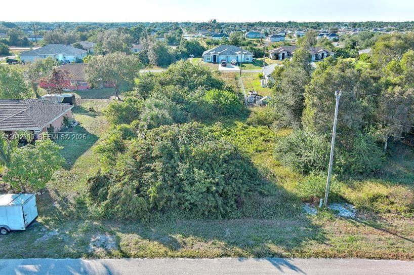 394 PALENCIA AVE, Lehigh Acres FL 33974 photo 2