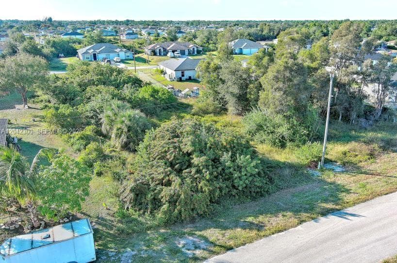 394 PALENCIA AVE, Lehigh Acres FL 33974 photo 4
