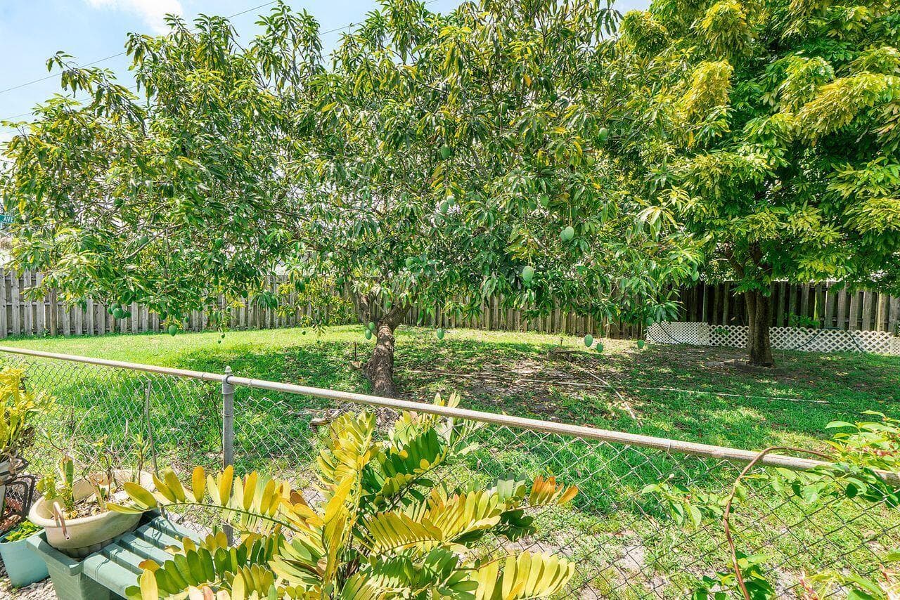 1302 SW 22nd Avenue, Fort Lauderdale FL 33312 photo 2