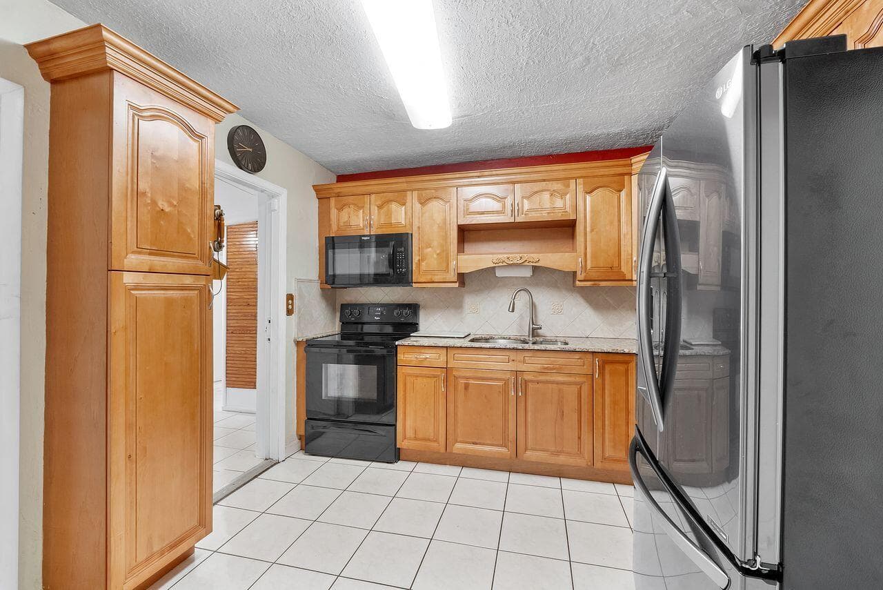 1302 SW 22nd Avenue, Fort Lauderdale FL 33312 photo 5