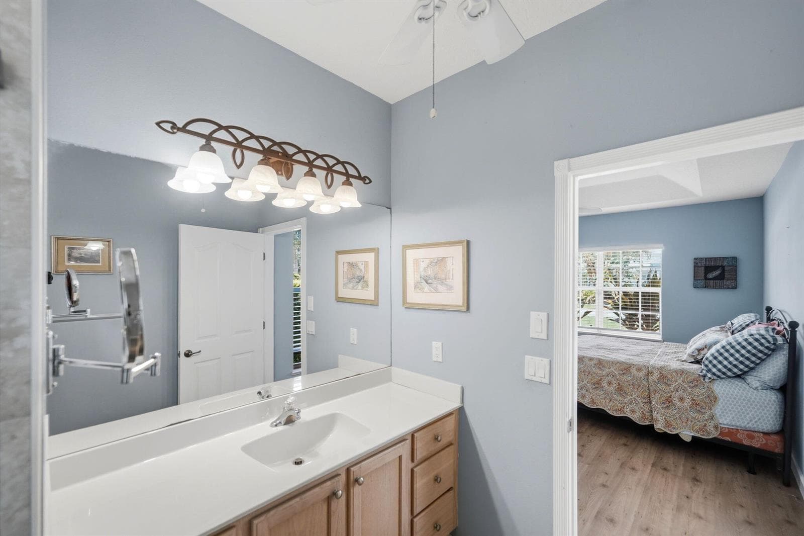 426 NE Vanda Terrado, Jensen Beach FL 34957 photo 5
