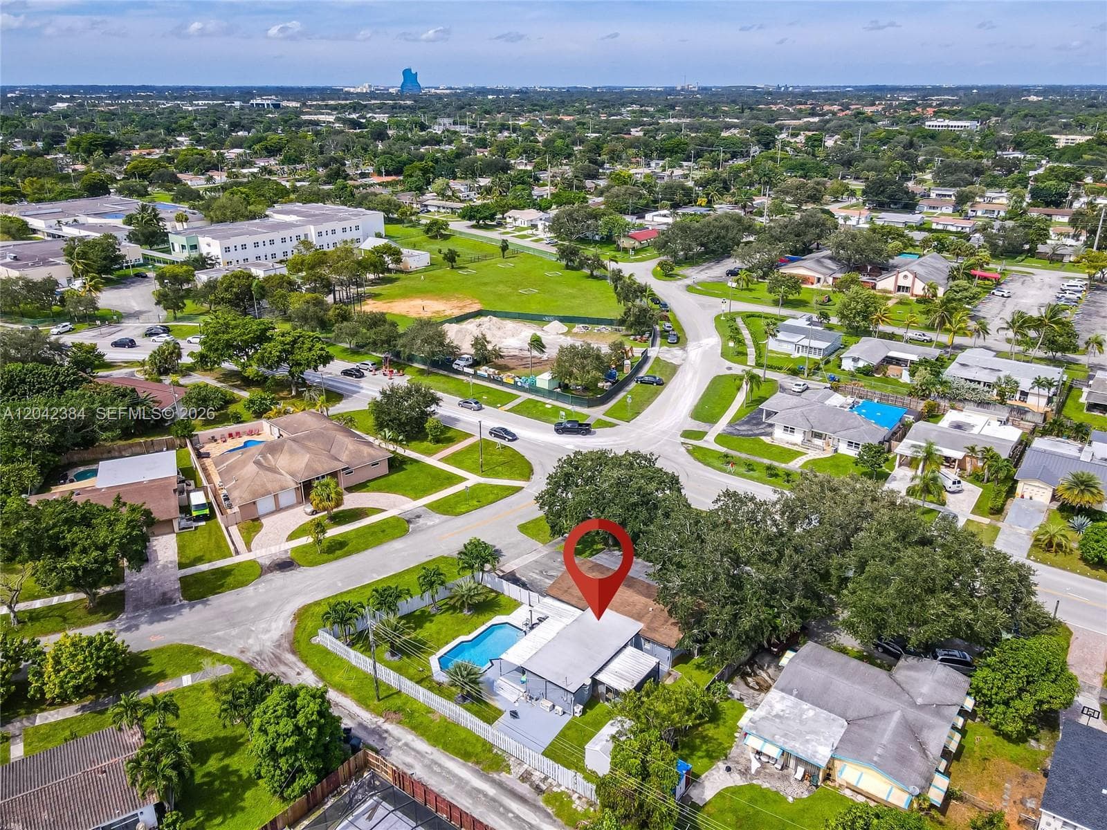 3338 Taft St, Hollywood FL 33021 photo 3