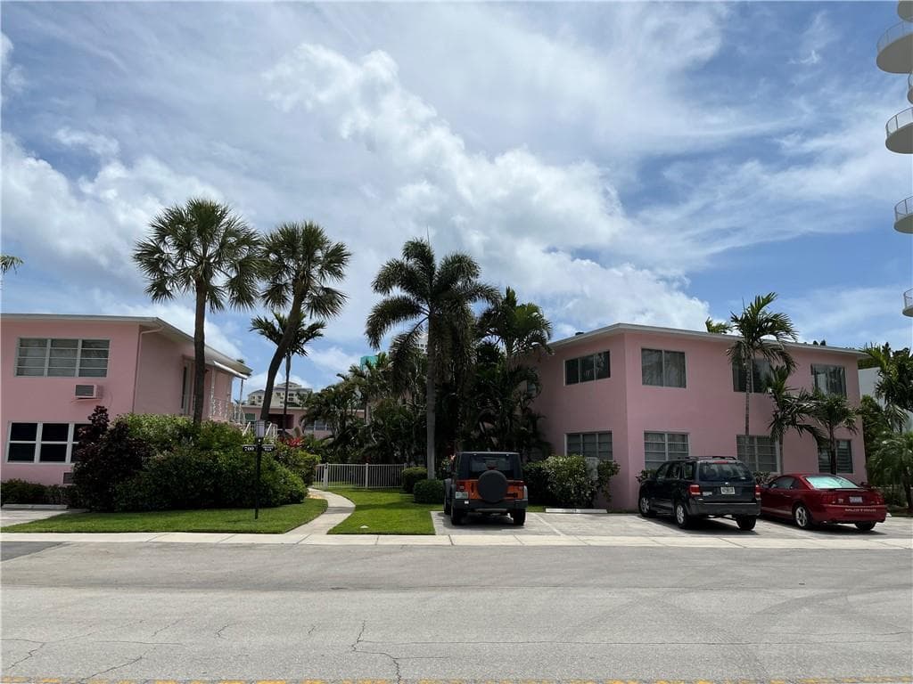 700 Bayshore Drive # 21, Fort Lauderdale FL 33304 photo 2