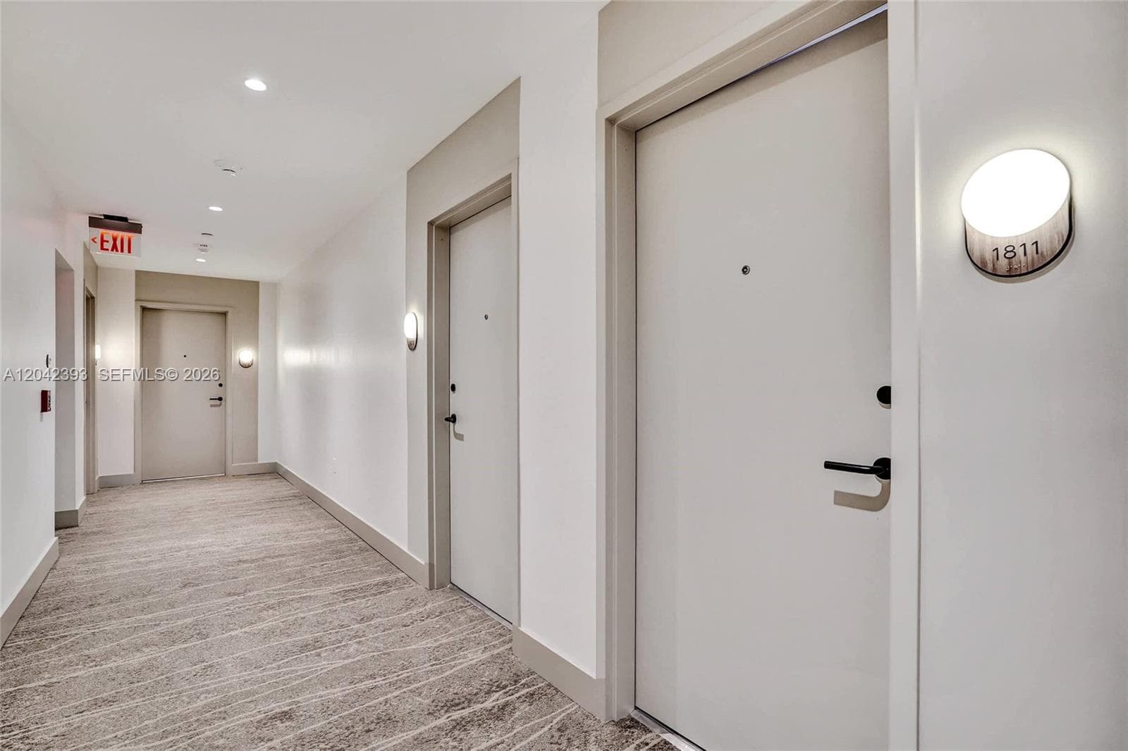 580 72nd St # 1811, Miami Beach FL 33141 photo 4