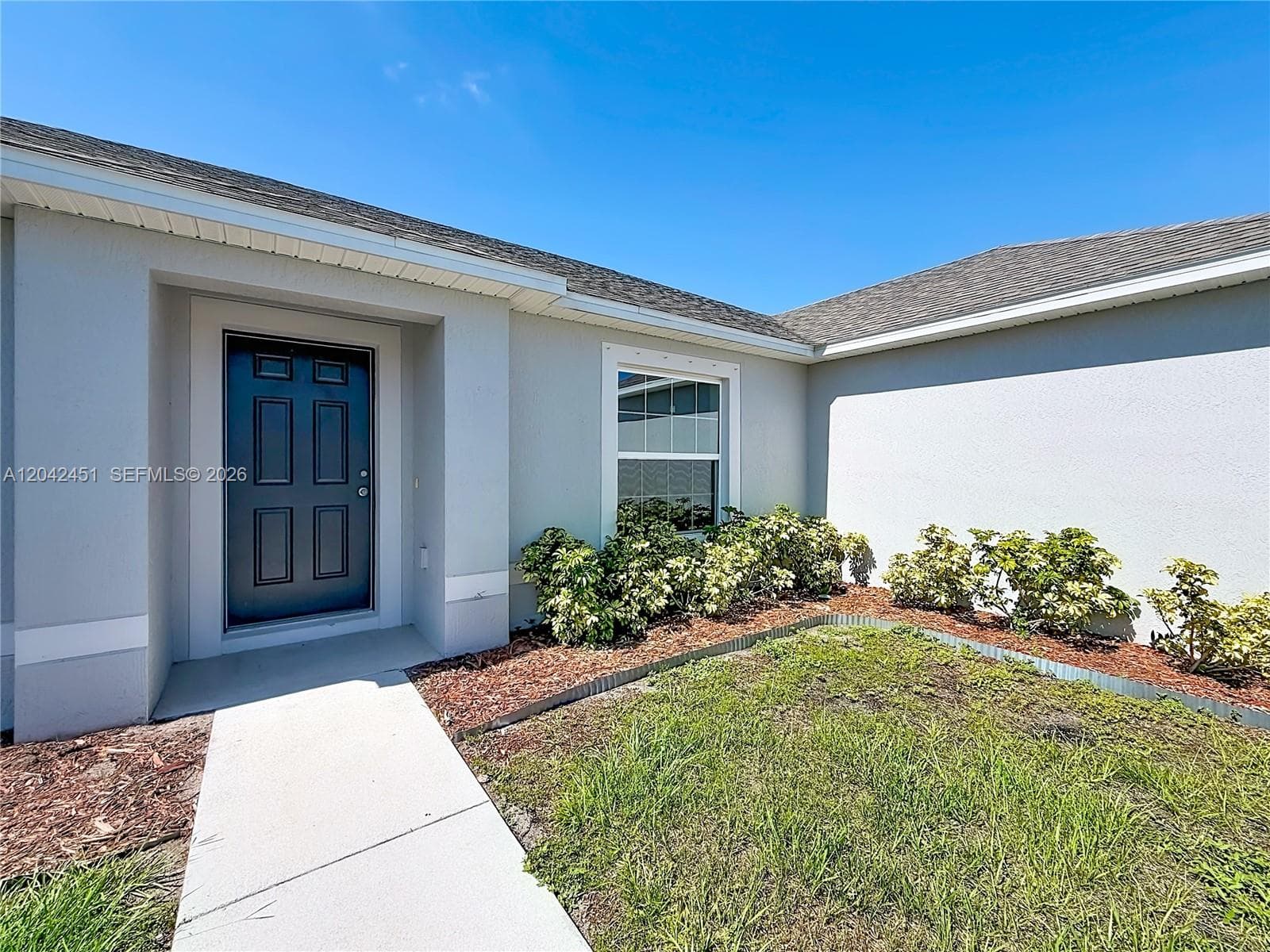 666 SW Jeanne Ave, Port St. Lucie FL 34953 photo 2