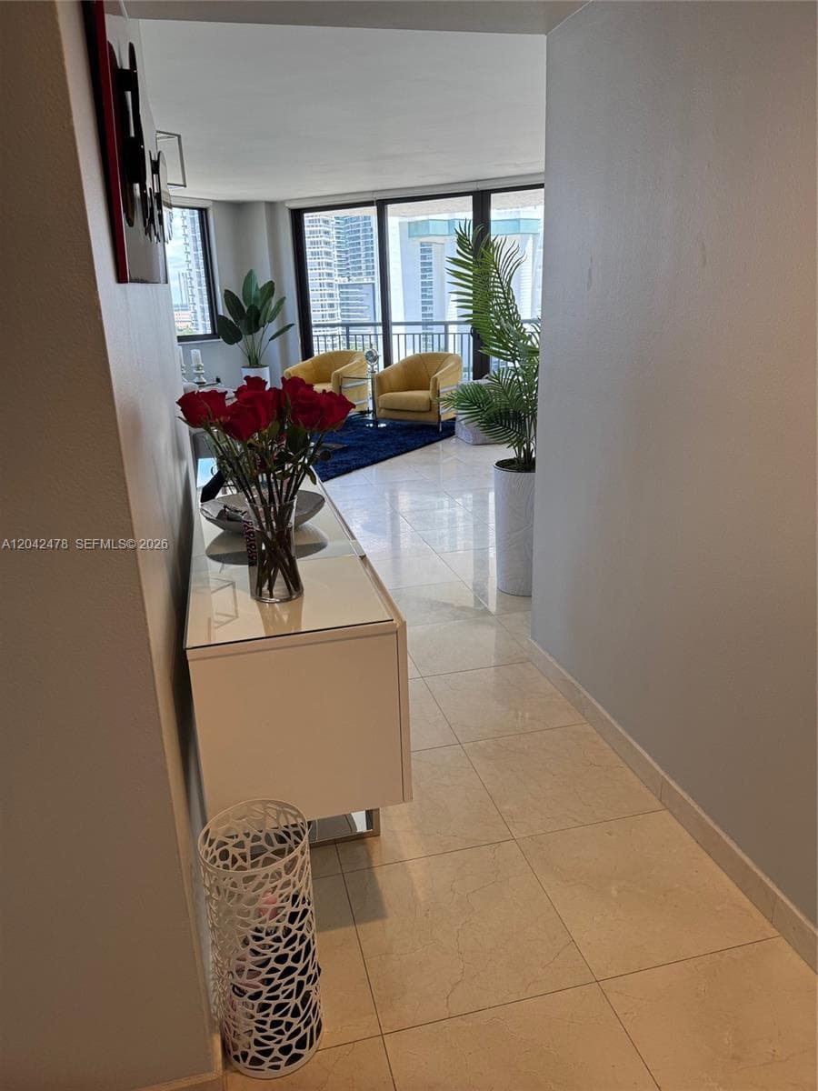 540 Brickell Key Dr # 1513, Miami FL 33131 photo 5