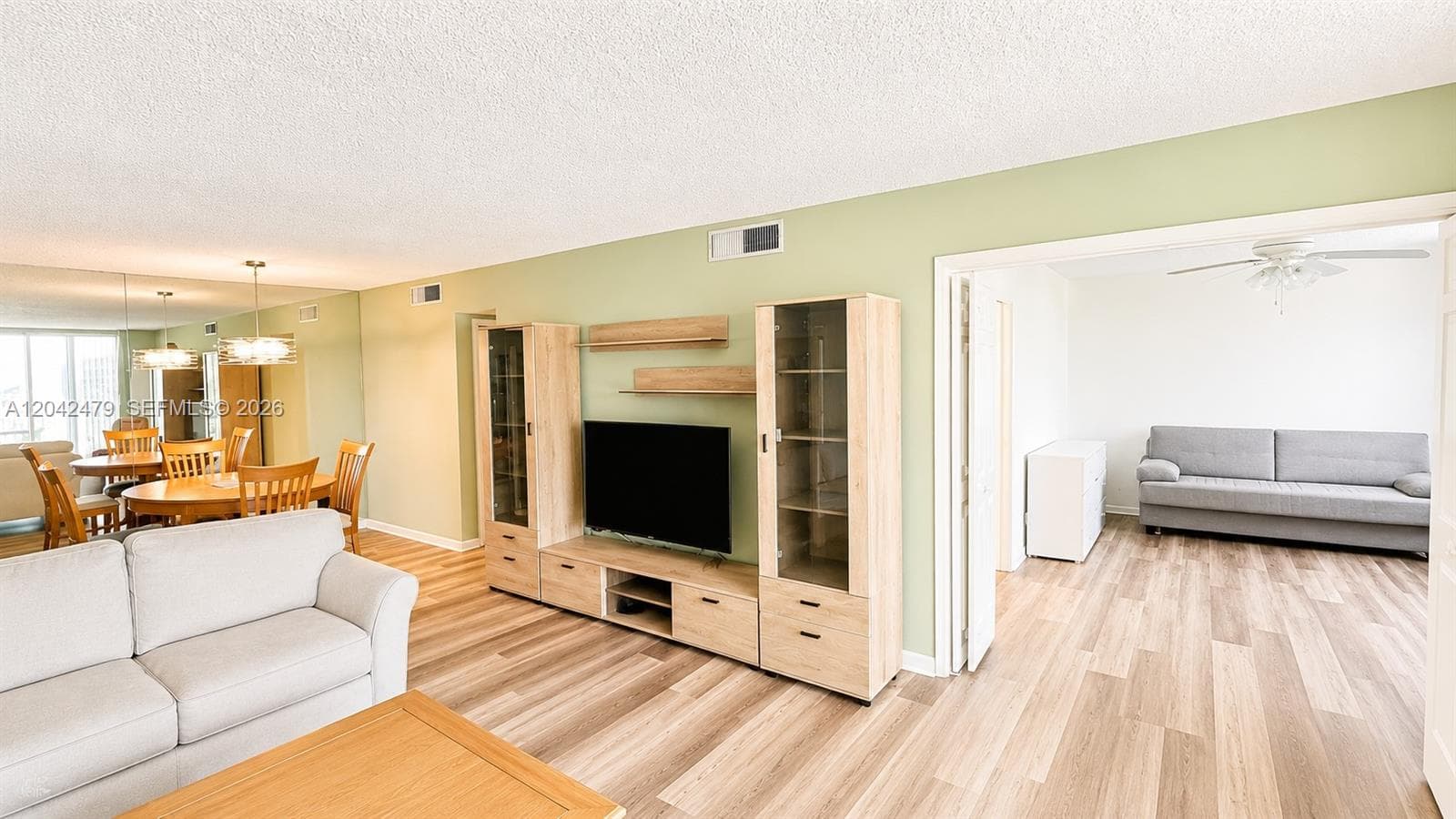 2671 S Course Dr # 208, Pompano Beach FL 33069 photo 4