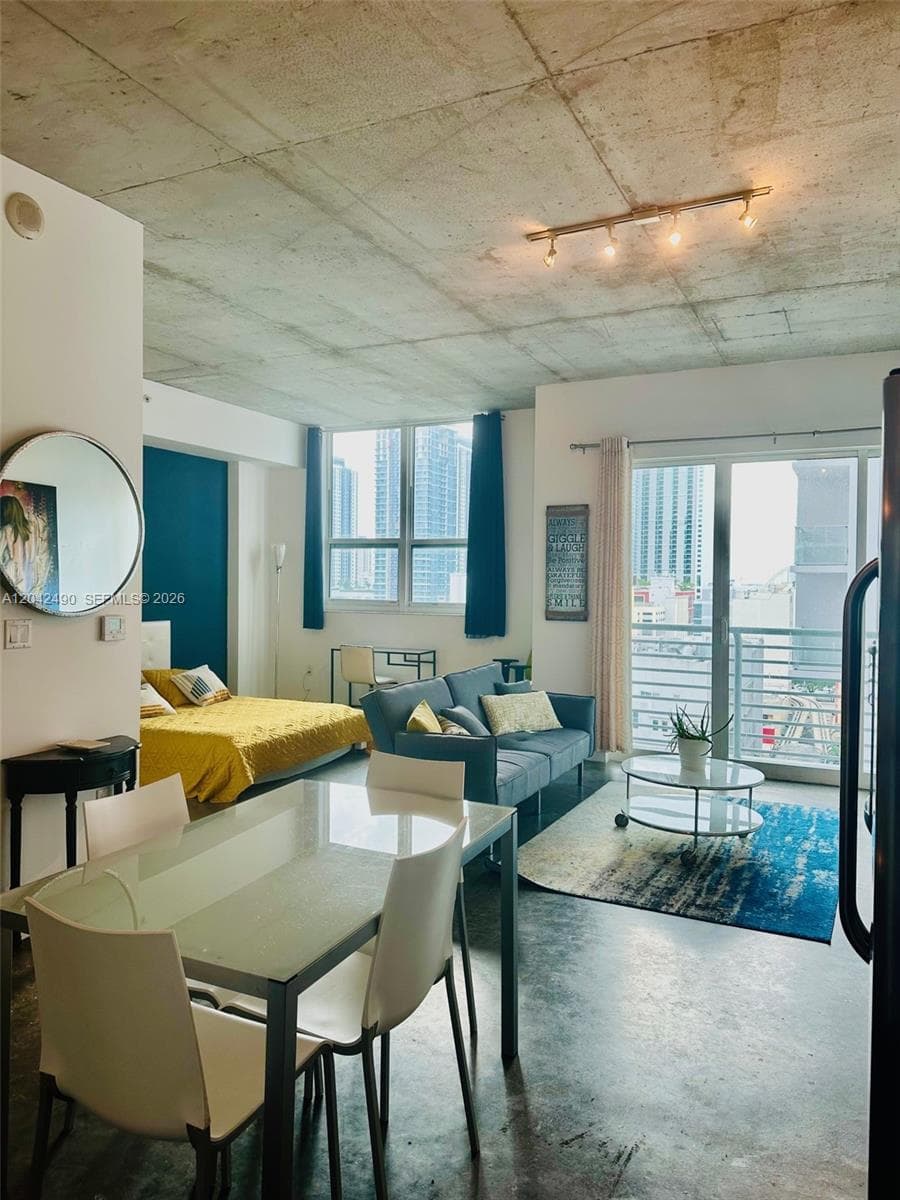 133 NE 2 AV # 1503, Miami FL 33132 photo 2
