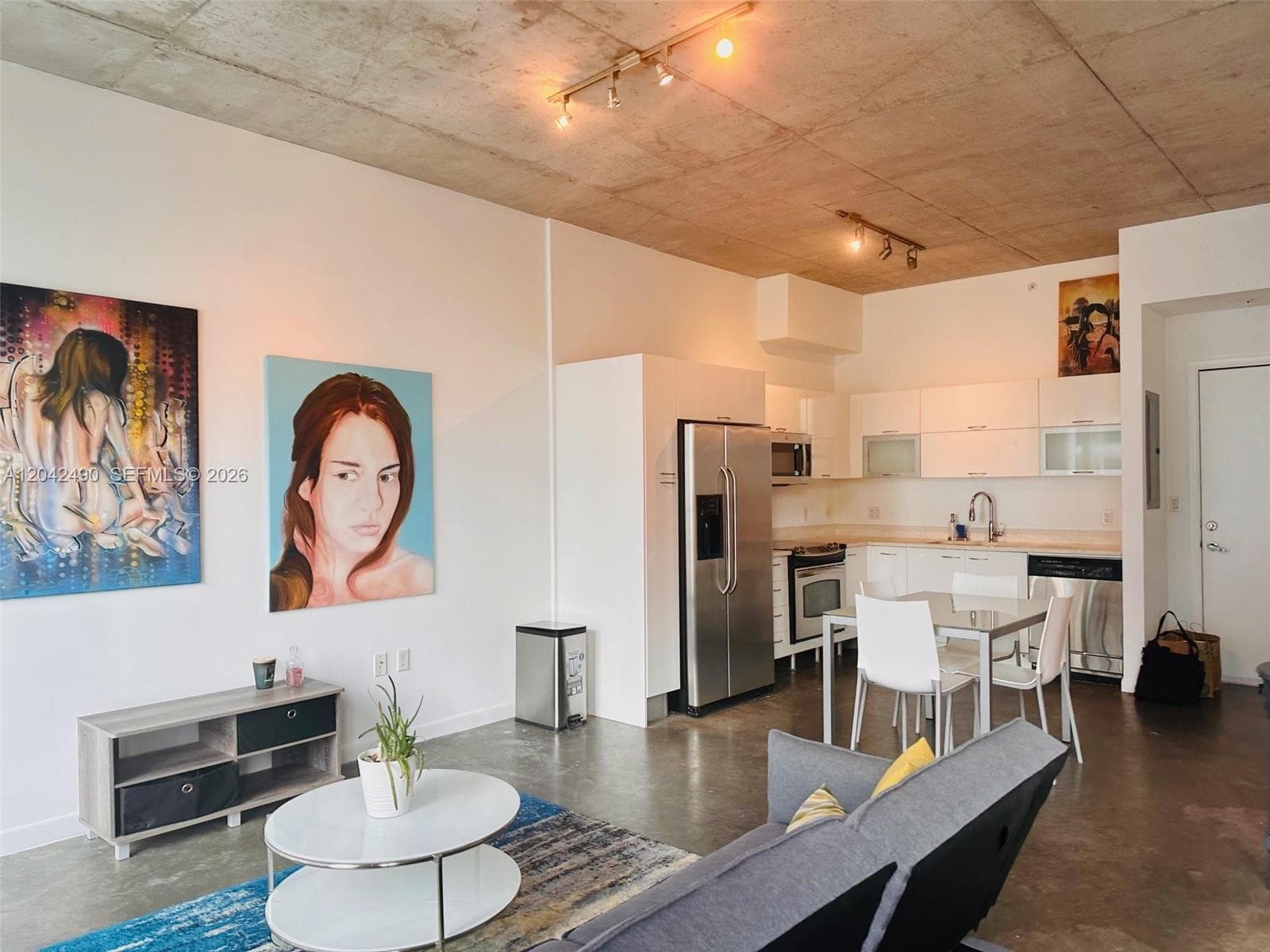 133 NE 2 AV # 1503, Miami FL 33132 photo 3