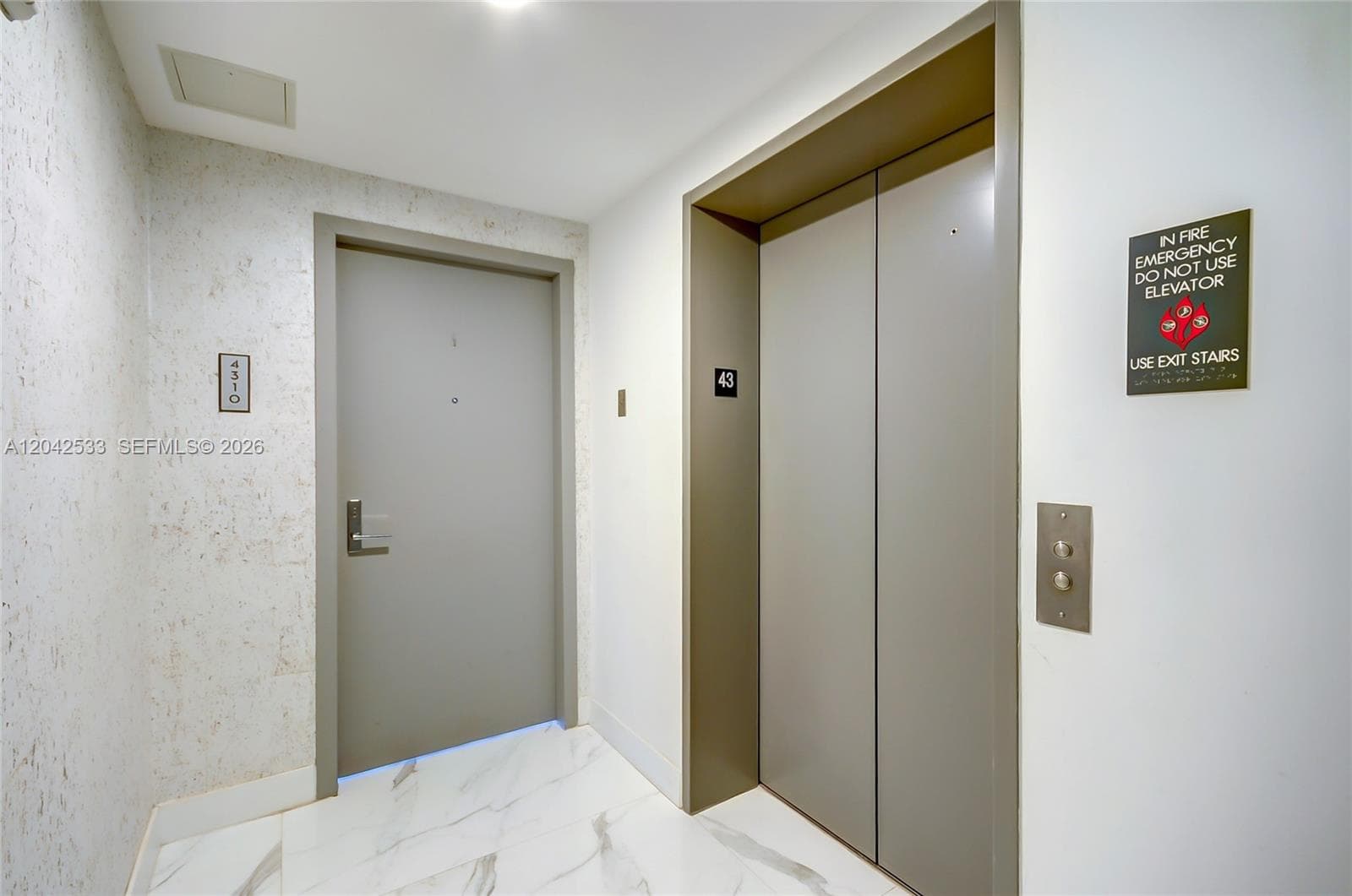 488 NE 18th St # 4310, Miami FL 33132 photo 2