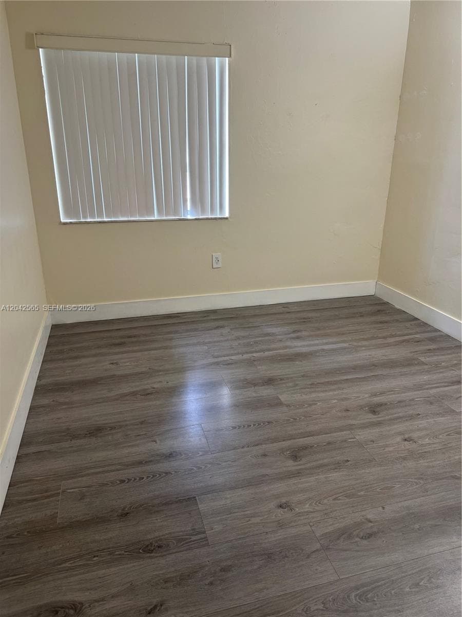 9429 Fontainebleau Blvd # 105-33, Miami, FL 33172 photo 3