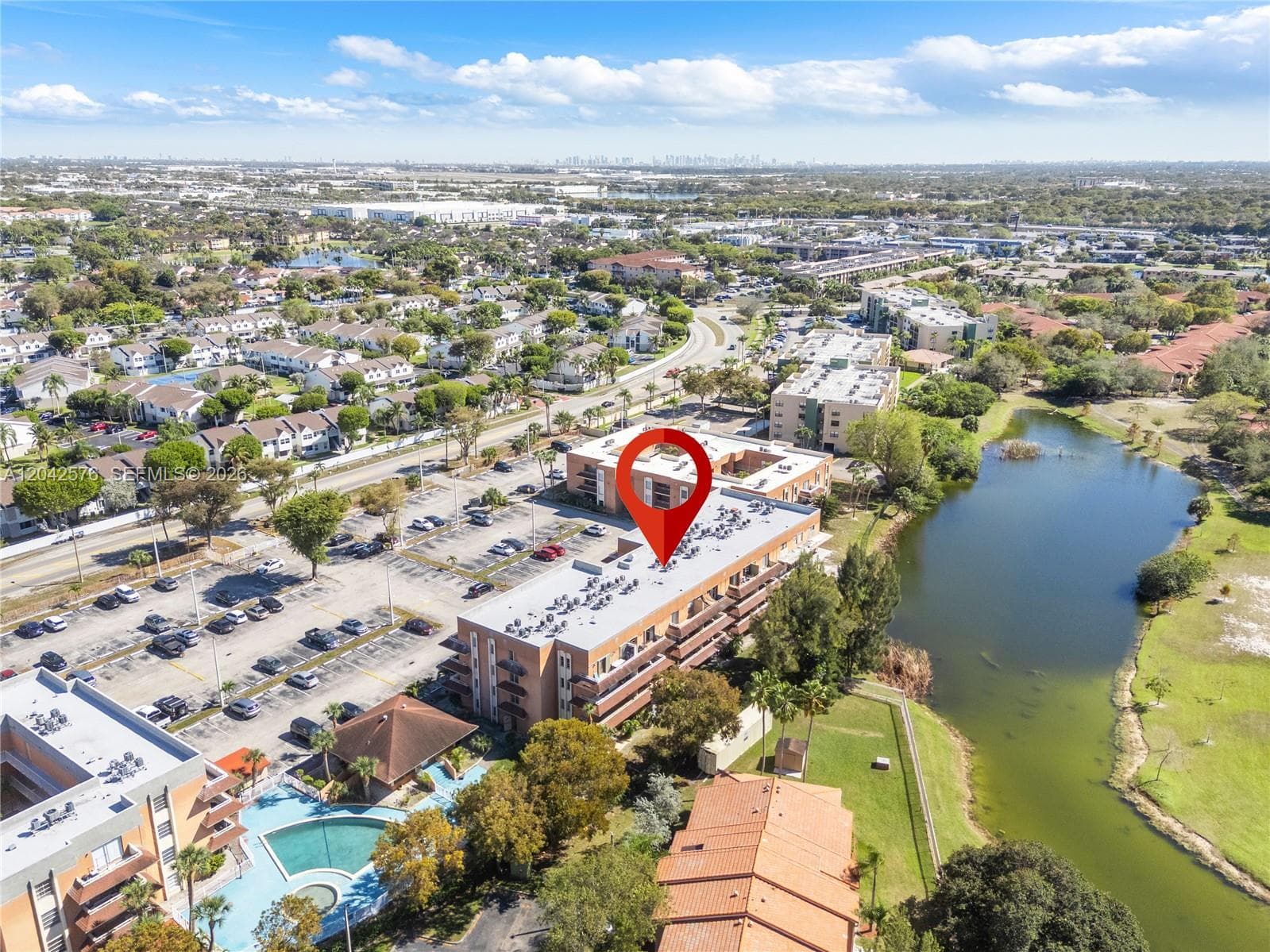 17530 NW 68th Ave # C2003, Hialeah FL 33015 photo 3