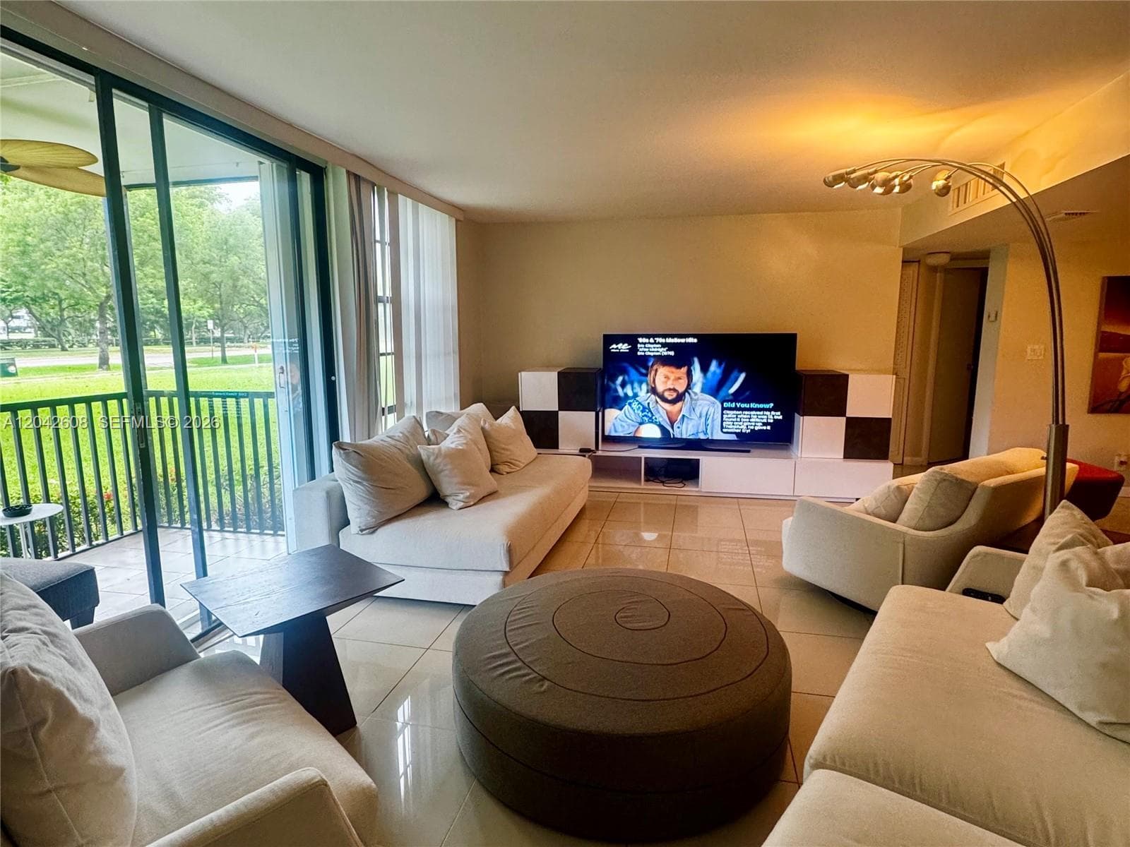 3475 N Country Club Dr # 105, Aventura FL 33180 photo 2
