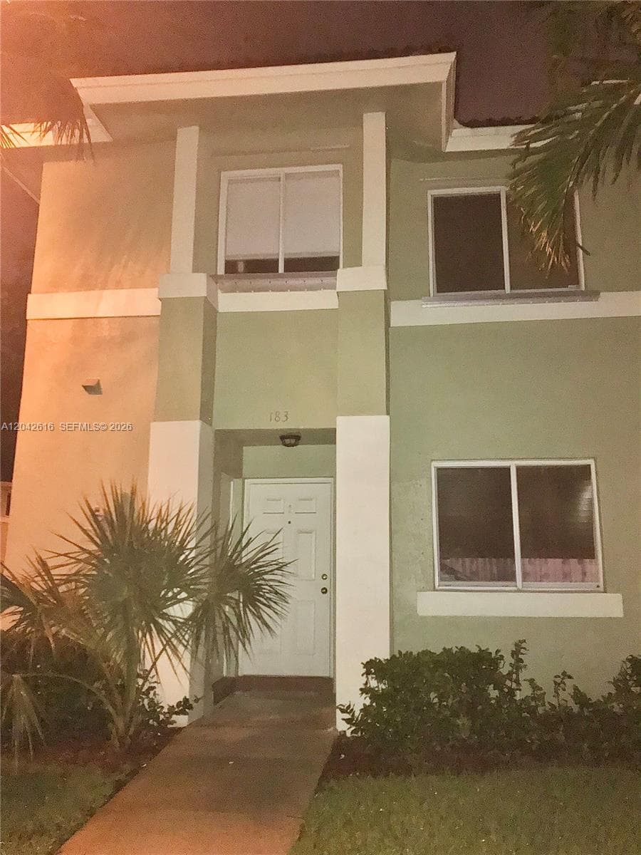 183 Hidden Ct Rd # 33, Hollywood FL 33023 photo 4