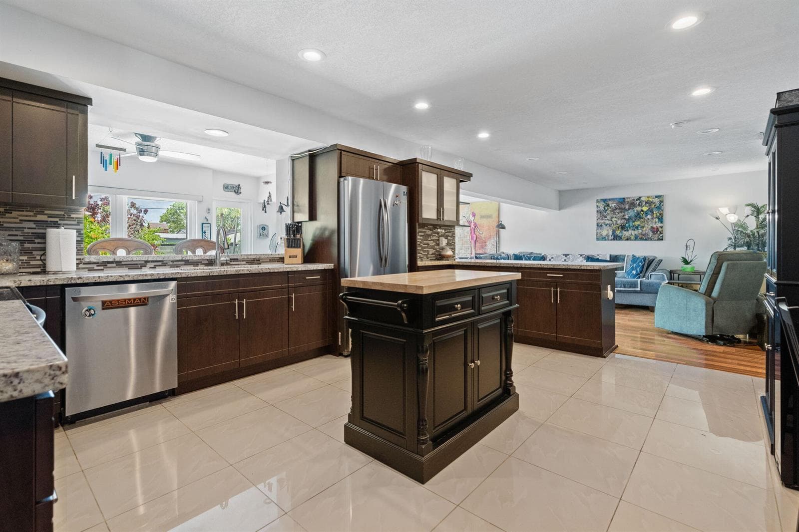 4921 Jackson Street, Hollywood FL 33021 photo 3