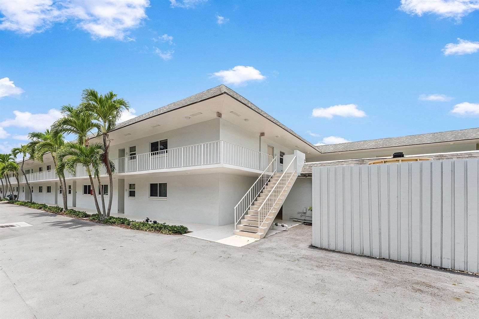 207 Tropic Isle Drive # 2050, Delray Beach FL 33483 photo 2