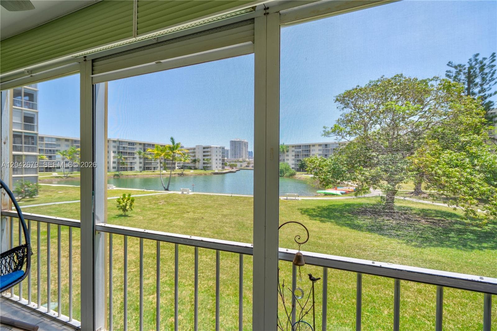 2851 Leonard Dr # J210, Aventura FL 33160 photo 4